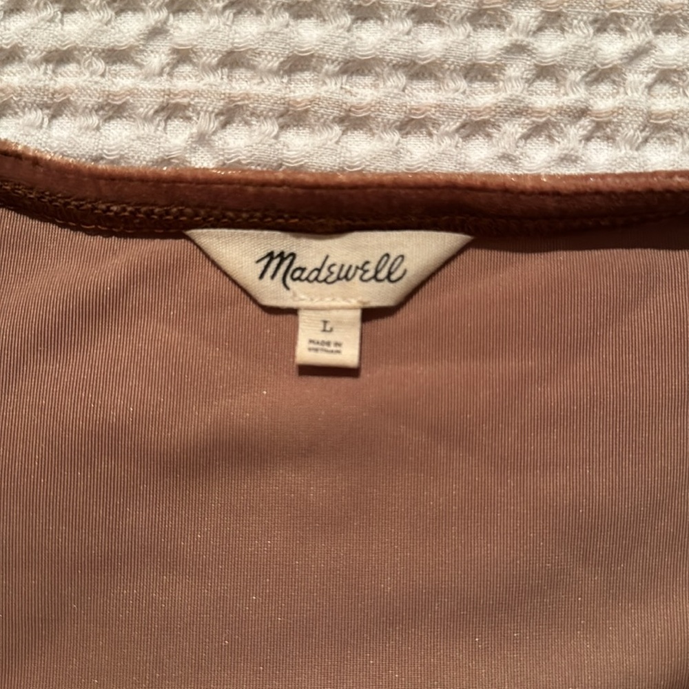 Madewell size L velvet top very gently worn couple times - Picture 3 of 3
